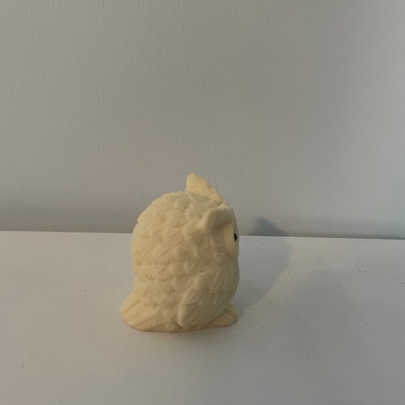 Carved Ivory Owl, Tagua Nut Owl - Picture 2 of 4